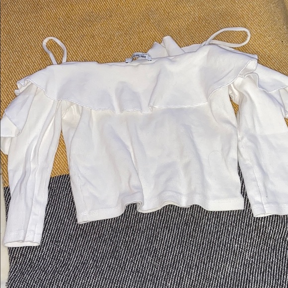 White top - Picture 3 of 3